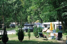 Camping 'Camping de la Pélonie ' à St antoine d'auberoche