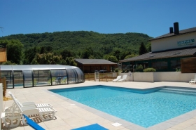 Camping 'Camping le repos du baladin' à Murol