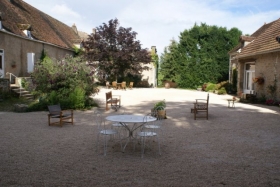 Chambre d'hôte 'Domaine les bertrands' à Couches