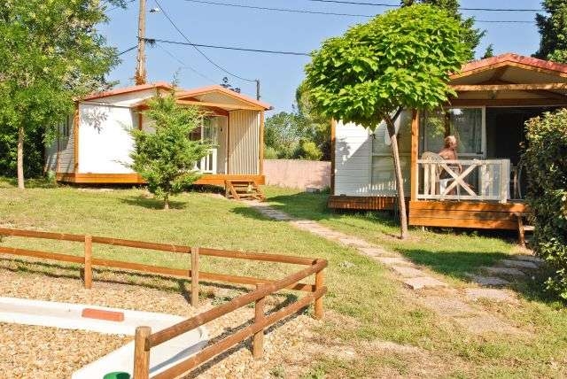 Camping 'Camping l'olivier' à Junas