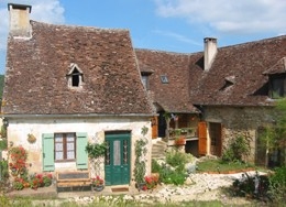 'Les gites fleuris-la petite rose, piscine, jacuzzi' en Dordogne