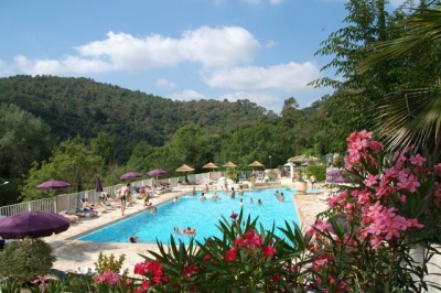 Camping 'Camping les pinèdes' à Alpes Maritimes