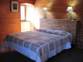 Chambre d'hôte, roulotte 'Chambres d'hôtes, roulotte Le Petit Marchand' à Pailhares