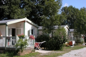 Camping 'Uhaitza Le Saison' à Mauleon-licharre