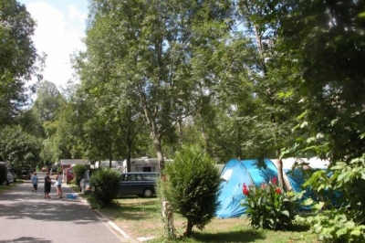 Camping 'Uhaitza Le Saison' à Mauleon-licharre