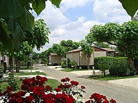 Camping 'Camping de l arros residentiel du lac' à Plaisance