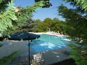 Camping ' Chateau Lacomte Country Club' à Carlucet