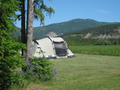 Camping 'La Source' à Saint pierre d'argencon