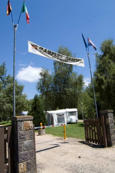 'L'Insolite Camping' en Auvergne