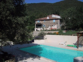 Maison / Villa 'Le Grand Mas dans les Cévennes méridionales' à St jean du gard