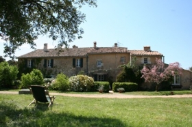 Chambre d'hôte 'Gîtes et chambres d'hôtes du domaine de la blaque' à Varages