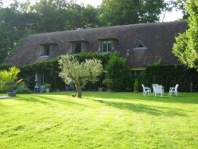 Chambre d'hôte 'Le logis de la paqueraie' à Saint branchs