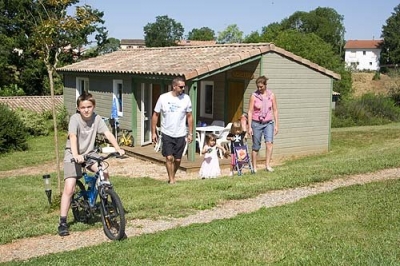 Camping 'Relais de l'entre deux lacs' en Midi-Pyrenees