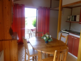 Chalets 'Camping le clos lalande' à Montricoux