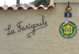 Chambre d'hôte 'La Farigoule chambre d'hôte climatisée en rez de jardin' à Caumont sur durance