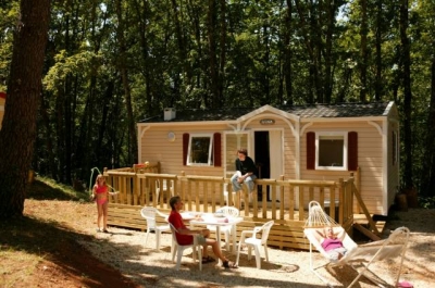 Camping 'Camping village-club**** l'evasion' en Midi-Pyrenees