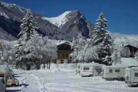 Camping 'Camping Caravaneige Alpes Lodges Le Parc Isertan ' à Pralognan la vanoise
