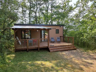 Camping 'Domaine les pastourels' à Veyrines de domme