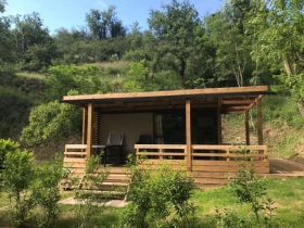 Camping 'Les Berges du Doux' à Colombier le vieux