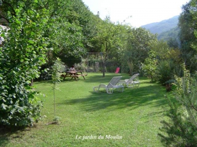 Gîte rural 'Le moulin des lucioles 3 gîes ruraux' en Alpes Maritimes