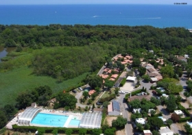 Camping 'Camping la vieille ferme' à Villeneuve loubet