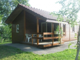 Chalets 'Camping le Champ de Mars' à Saint laurent en grandvaux