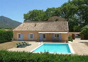 Maison / Villa 'Mas du grand saint julien' à Rustrel