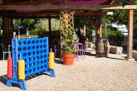 Camping 'Camping du vieux chateau' à Fr-33420-rauzan