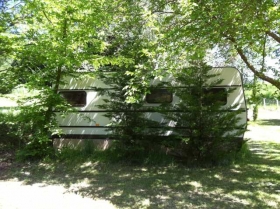 Camping 'Camping la solanilla ***' à Lelin lapujolle