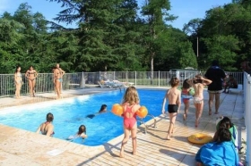Chalet, mobil-home, bungalow 'Camping le petit pyrénéen' à Le mas d'azil
