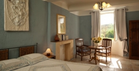 Chambre d'hôte 'Domaine de Bertrandy' à Allemagne en provence