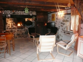 Gîte de séjour 'La fourniale au coeur des volcans d'auvergne' à Beaulieu