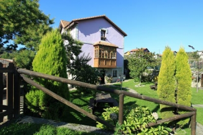 Gîte rural 'La vega de pendueles' à Edifices historiques
