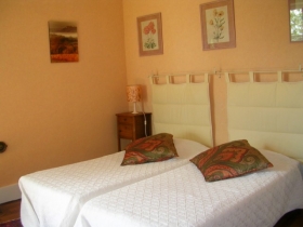 Chambre d'hôte 'Domaine des Perrières' à Crux-la-ville