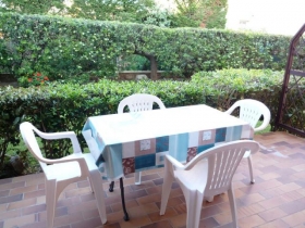 Studio / Appartement 'Studio proche plage et centre ville pour 4 personnes, sainte-maxime. ref f15' à Sainte-maxime