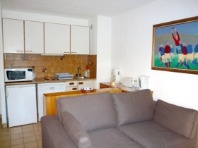 Studio / Appartement 'Studio proche plage et centre ville pour 4 personnes, sainte-maxime. ref f15' à Sainte-maxime