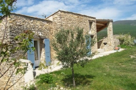 Gîte rural 'Aux charbonniers' à Chateauneuf val saint donat