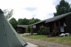 Camping 'Domaine de mialaret' à Neuvic