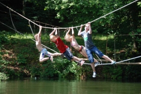 Camping 'Domaine de mialaret' à Neuvic