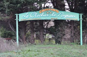 Camping 'Le clocher de neyran' à St gervais sur mare
