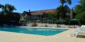 Camping 'Chateau de lacomte country club' à Carlucet