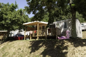 Camping 'Le mas de Champel camping ardèche' à Les ollières sur eyrieux