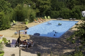 Camping 'Le mas de Champel camping ardèche' à Les ollières sur eyrieux
