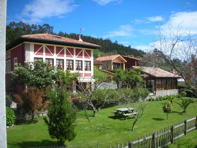 Appartements touristiques 'La casona de andrin' à Andrin