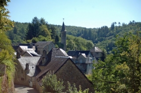 Maison / Villa 'GITE DU LAVOIR ' à La roche canillac