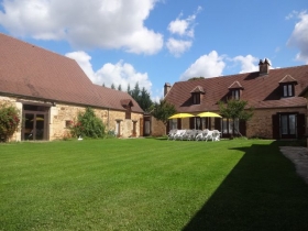 Gîte rural 'Domaine de la deymarie ' à Rouffignac st cernin