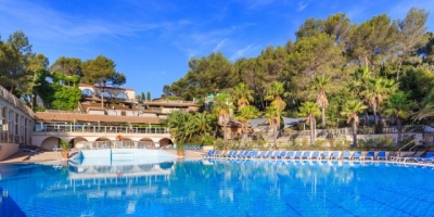 Camping 'Holiday green *****' à Fréjus