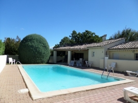 Gîte d'étape 'Le mas du sillot' à Grillon