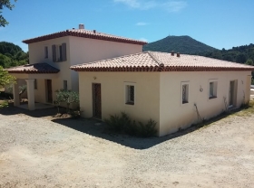 Chambres d'hôtes 'Villa  lambrusquiero' à Le plan de la tour