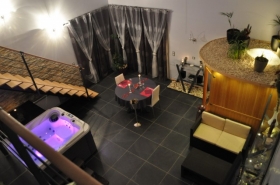 Chambre d'hôtes romantique 'La villa des délices' à Saint-privat-des-vieux